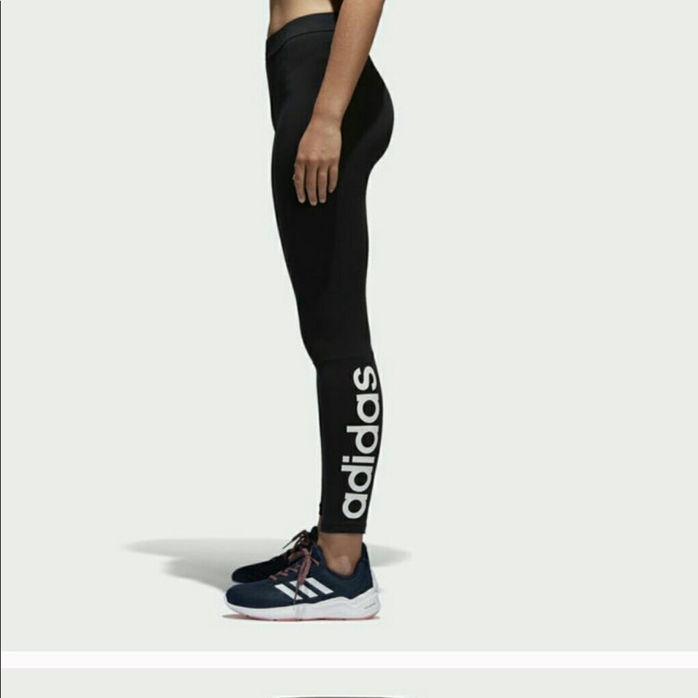 Addis’s leggings NWT